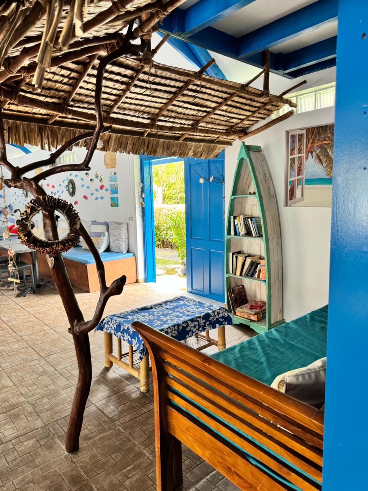 Pension Hibiscus Taha'A Vaitoare  Экстерьер фото