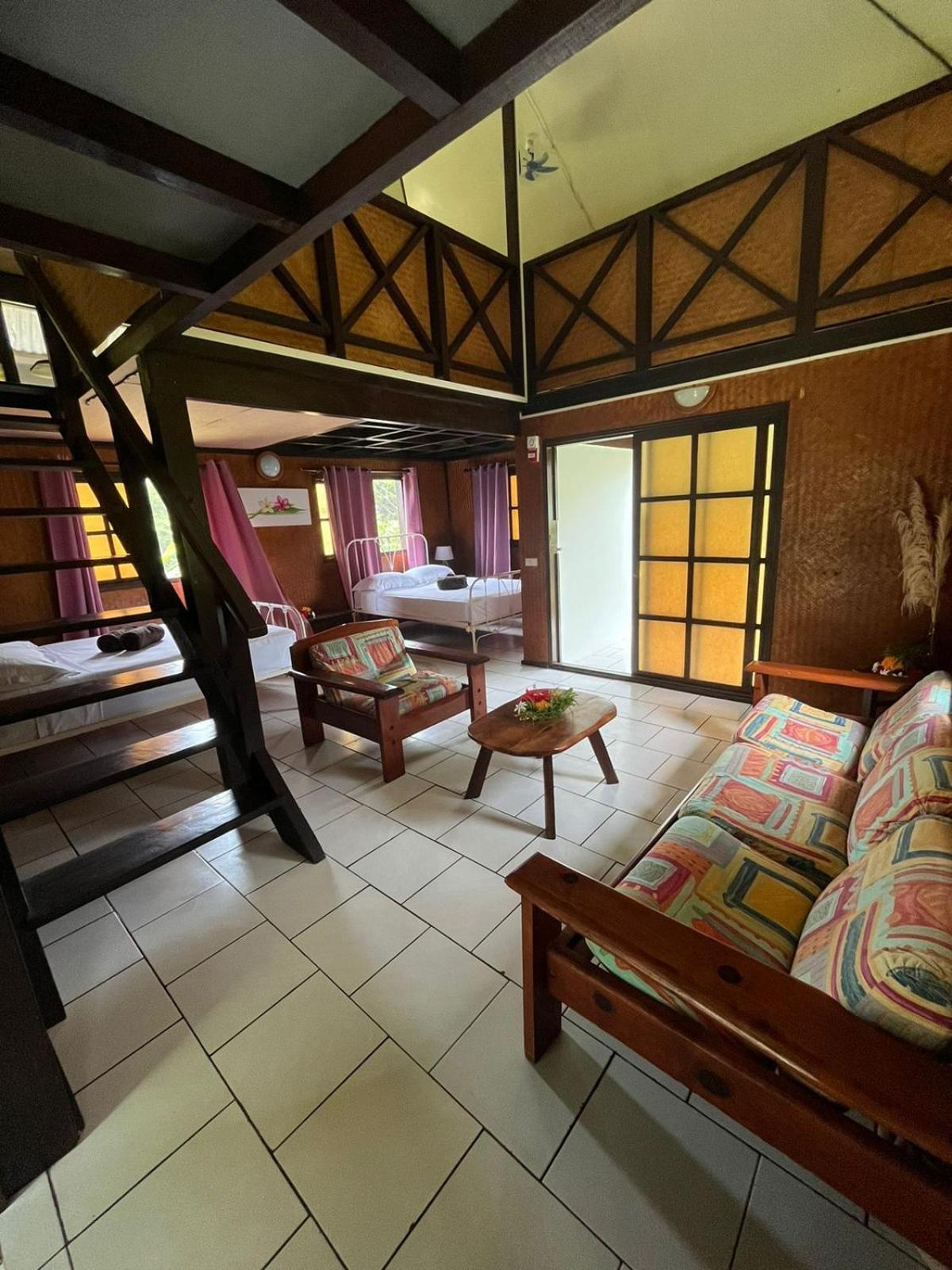 Pension Hibiscus Taha'A Vaitoare  Экстерьер фото