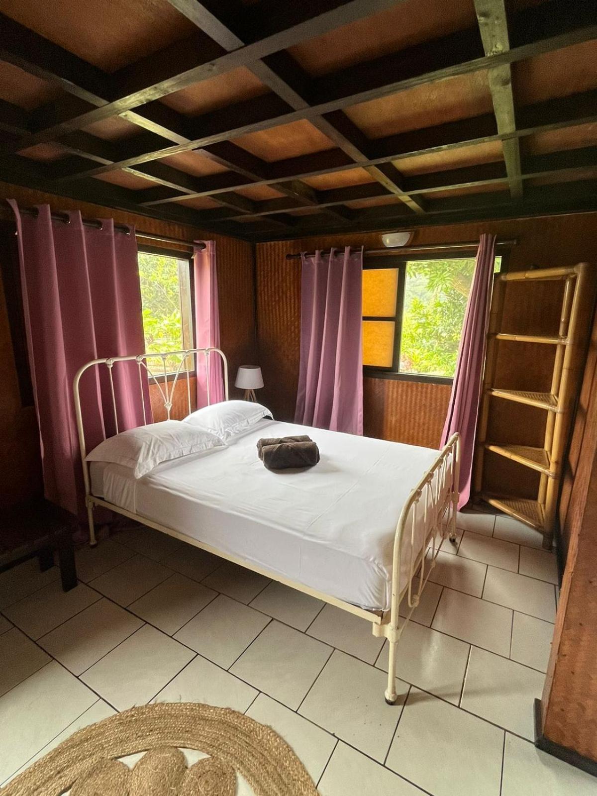 Pension Hibiscus Taha'A Vaitoare  Экстерьер фото