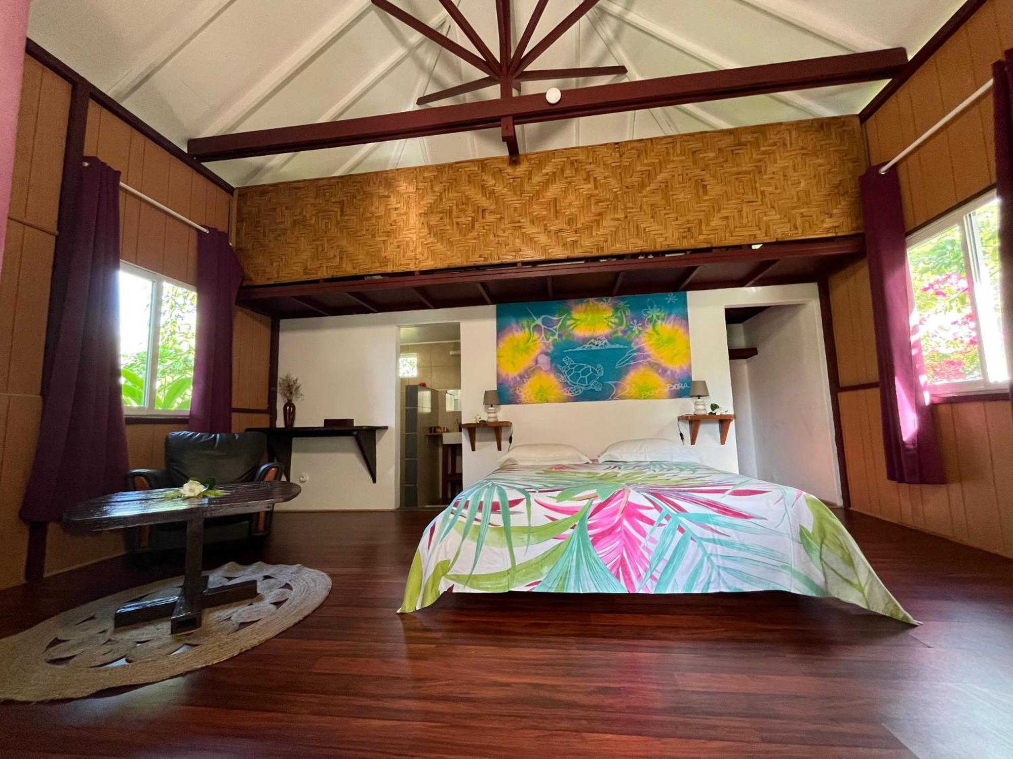 Pension Hibiscus Taha'A Vaitoare  Экстерьер фото